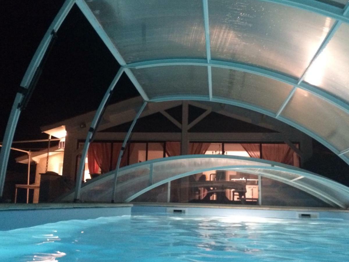 Plaisirs De Lege Villa Exteriör bild