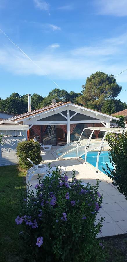 Plaisirs De Lege Villa Exteriör bild
